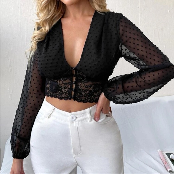 Boho black Swiss dot lace button detail crop top - Picture 4 of 5
